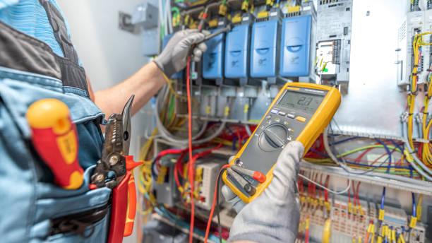 Best Affordable Emergency Electrician  in Bel Nor, MO